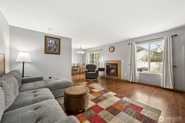 $449,950 | 4911 North Vista Drive East, Unit 1, Bonney Lake, WA 98391