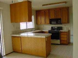7492 Maximillian Place Rohnert Park, CA 94928 - Photo 4 of 5 Gallery Image 4