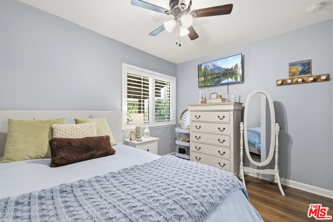 25601 Rancho Adobe Road Valencia, CA 91355 - Photo 29 of 49