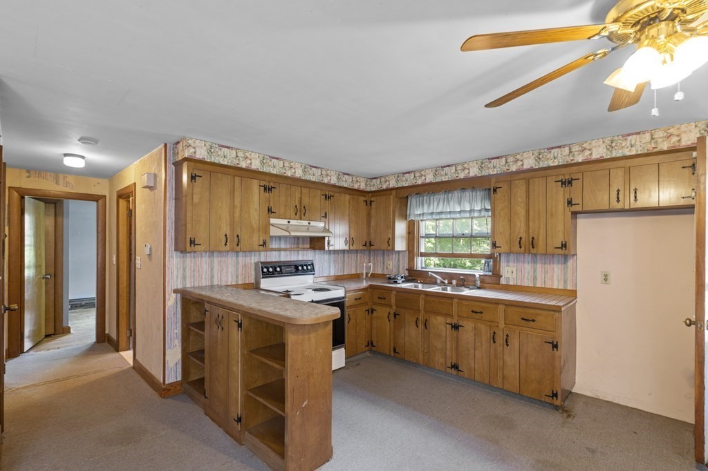 61-63 Lowland Road Bellingham, MA 02019 - Photo 21 of 36 Gallery Image 21
