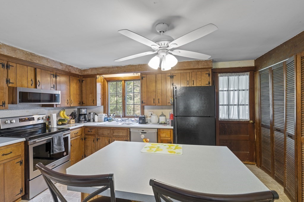 61-63 Lowland Road Bellingham, MA 02019 - Photo 3 of 36 Gallery Image 3