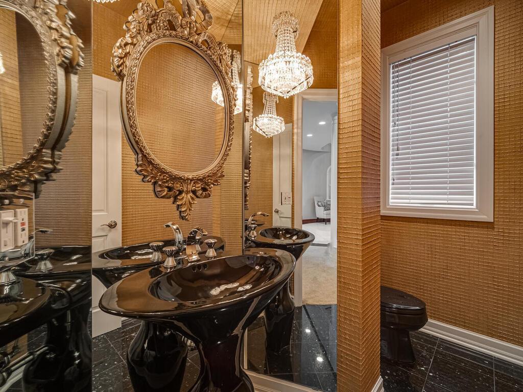 10512 Rigby Drive Eden Prairie, MN 55347 - Photo 12 of 49 Gallery Image 12