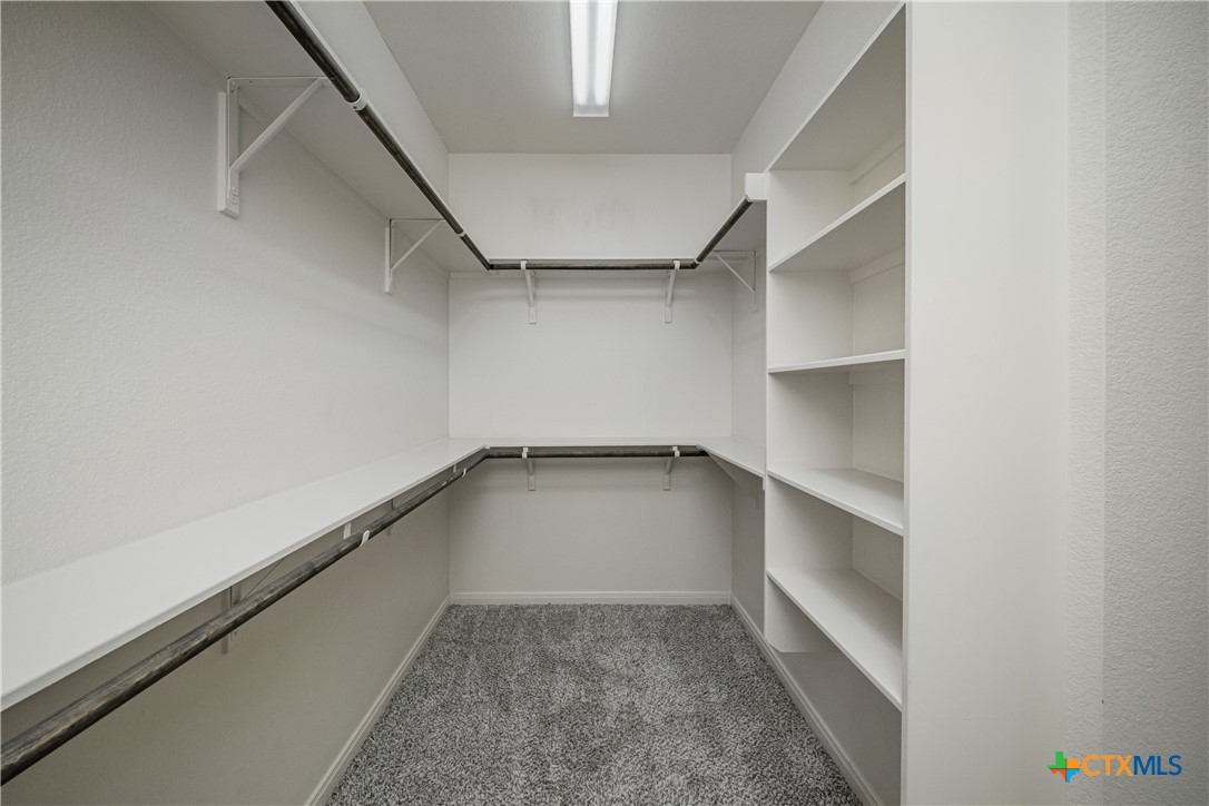 7848 Old Gate Road Temple, TX 76502 - Photo 23 of 32 an empty room with a empty space