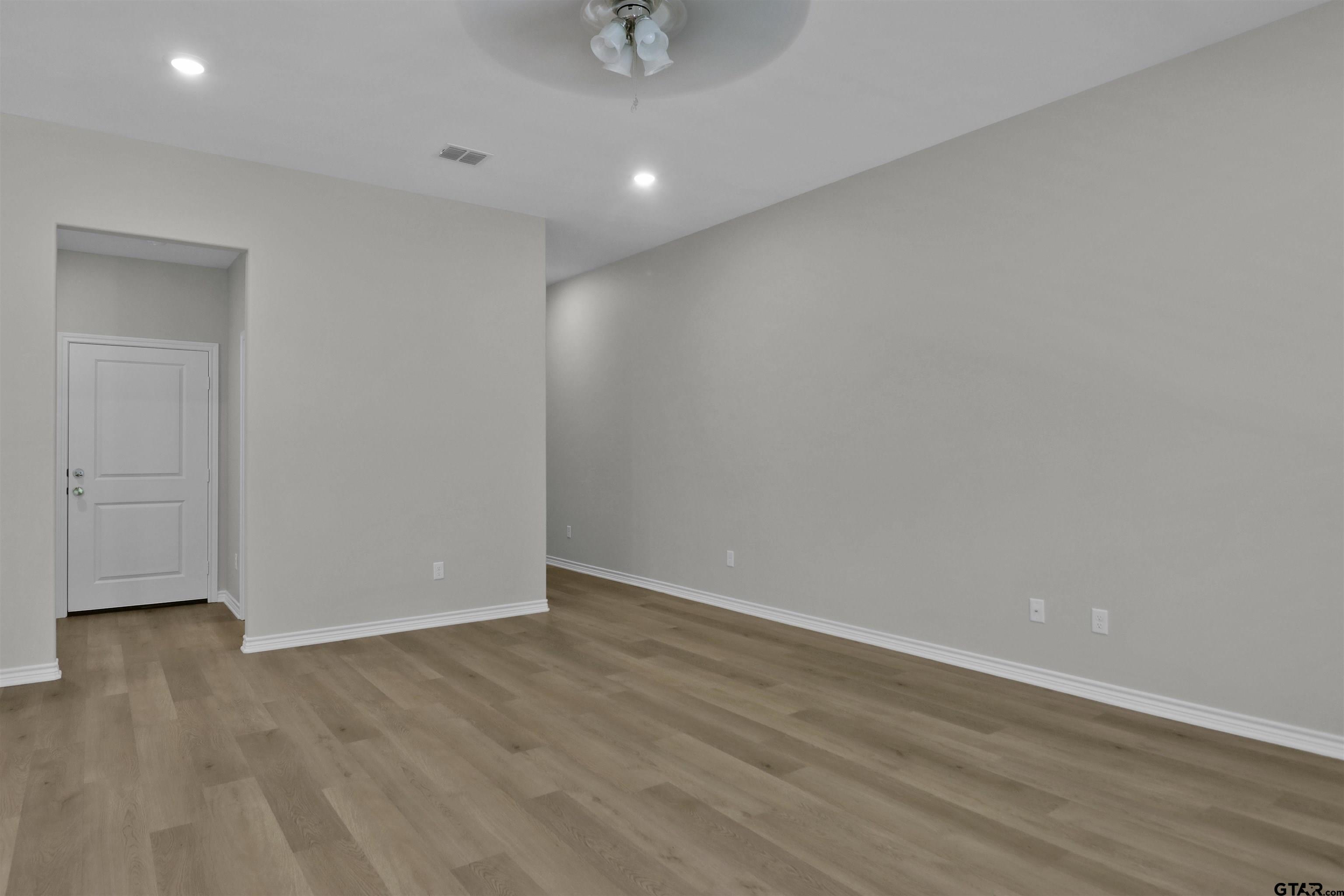 3065 Guinn Farms Road Tyler, TX 75707 - Photo 3 of 31
