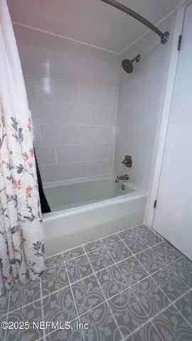 $199,000 | 2510 Southwest 14th Drive, Gainesville, FL 32608