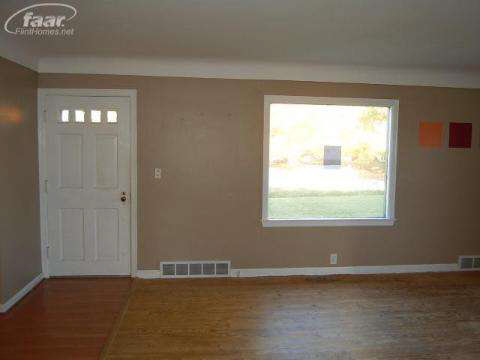 1458 North Oak Road Davison, MI 48423 - Photo 15 of 27 20174232-14.JPG
