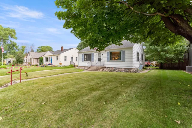 $199,900 | 1218 Mill Avenue, Brainerd, MN 56401