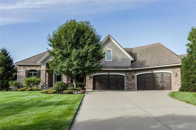 $1,500,000 | 12703 West 160th Terrace, Overland Park, KS 66221