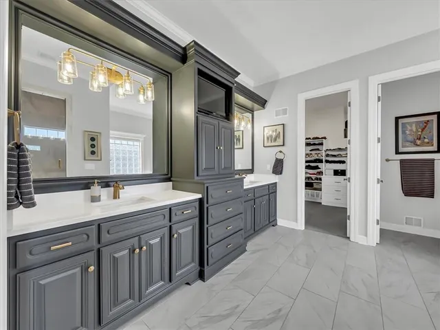 $1,500,000 | 12703 West 160th Terrace, Overland Park, KS 66221