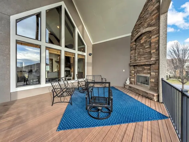 $1,500,000 | 12703 West 160th Terrace, Overland Park, KS 66221