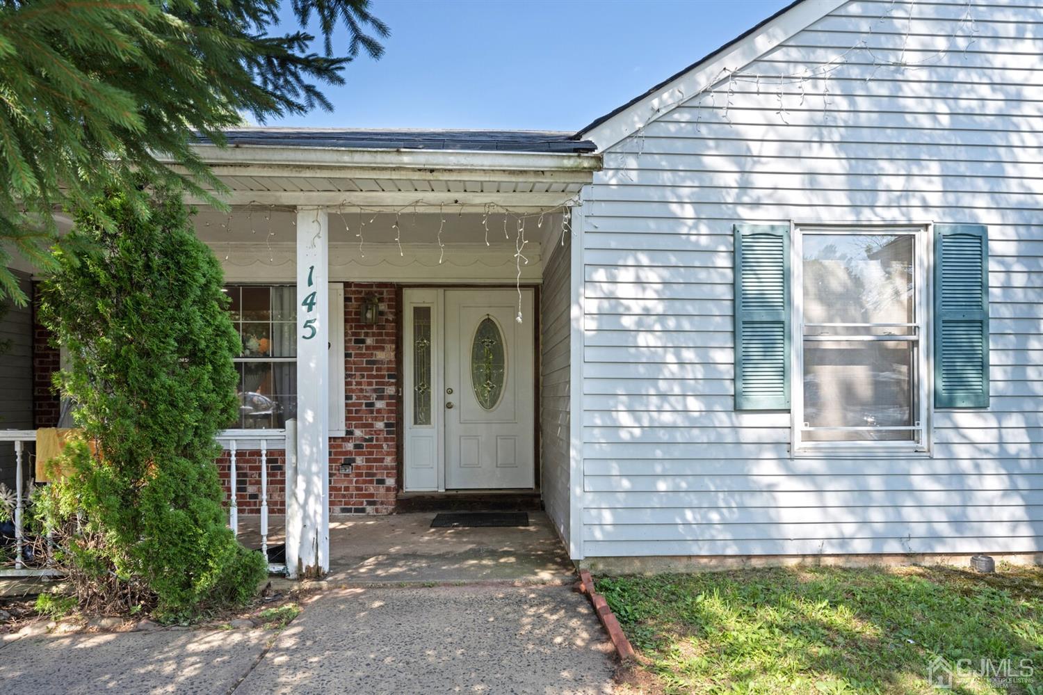 145 Woodbury Road Edison, NJ 08820 - Photo 2 of 24 Gallery Image 2
