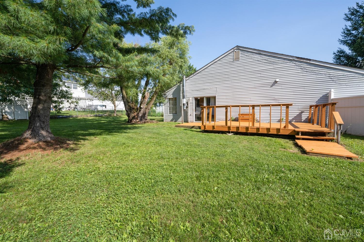 145 Woodbury Road Edison, NJ 08820 - Photo 24 of 24 Gallery Image 24