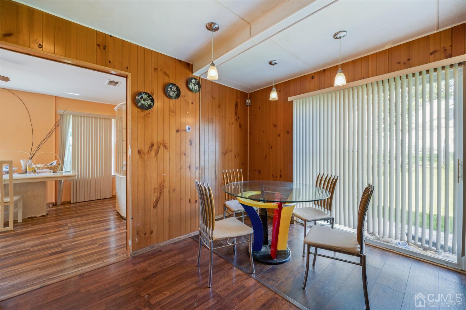 145 Woodbury Road Edison, NJ 08820 - Photo 5 of 24 Gallery Image 5