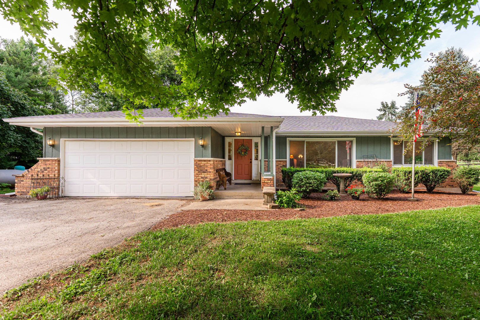 17751 Scott Road Hinckley, IL 60520 - Photo 1 of 72