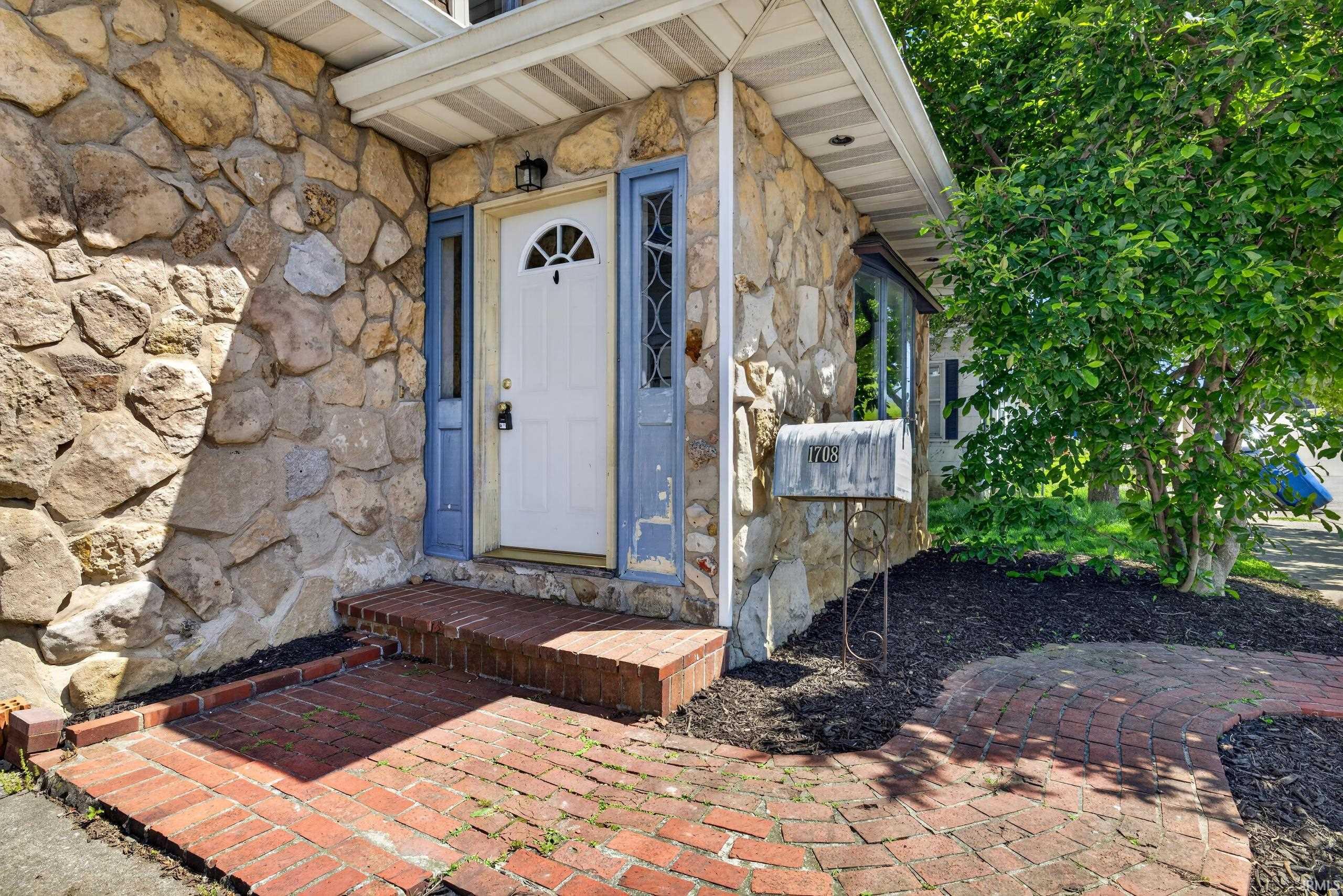 1708 K Street Bedford, IN 47421 - Photo 4 of 36