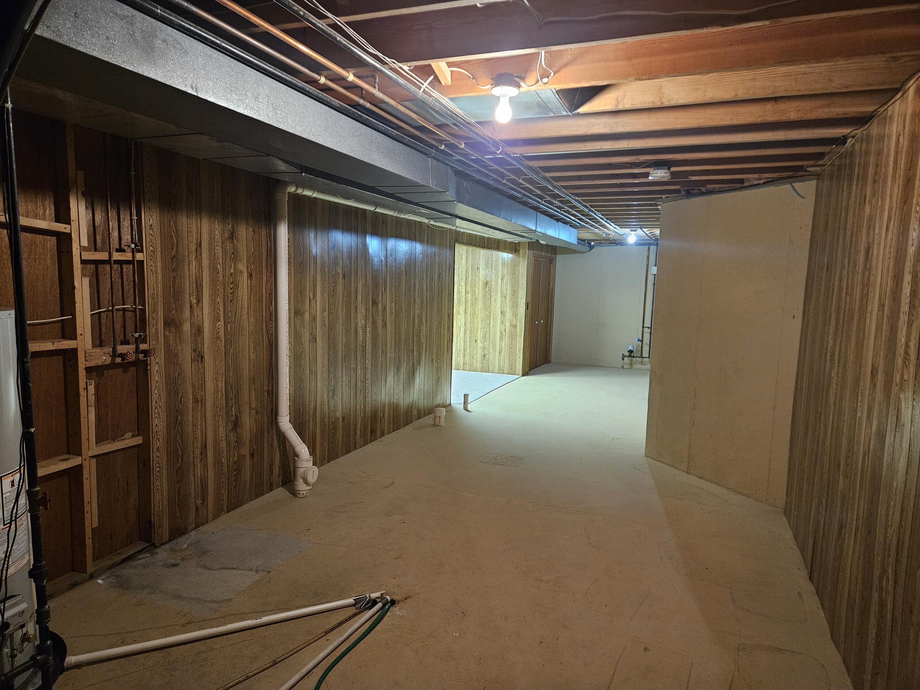 1765 Spring View Court Southeast Caledonia, MI 49316 - Photo 29 of 34 20251220_150210