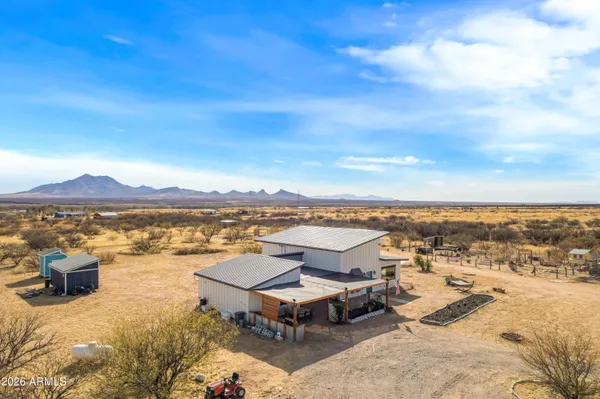 $425,000 | 11441 South Samuel Road, Hereford, AZ 85615