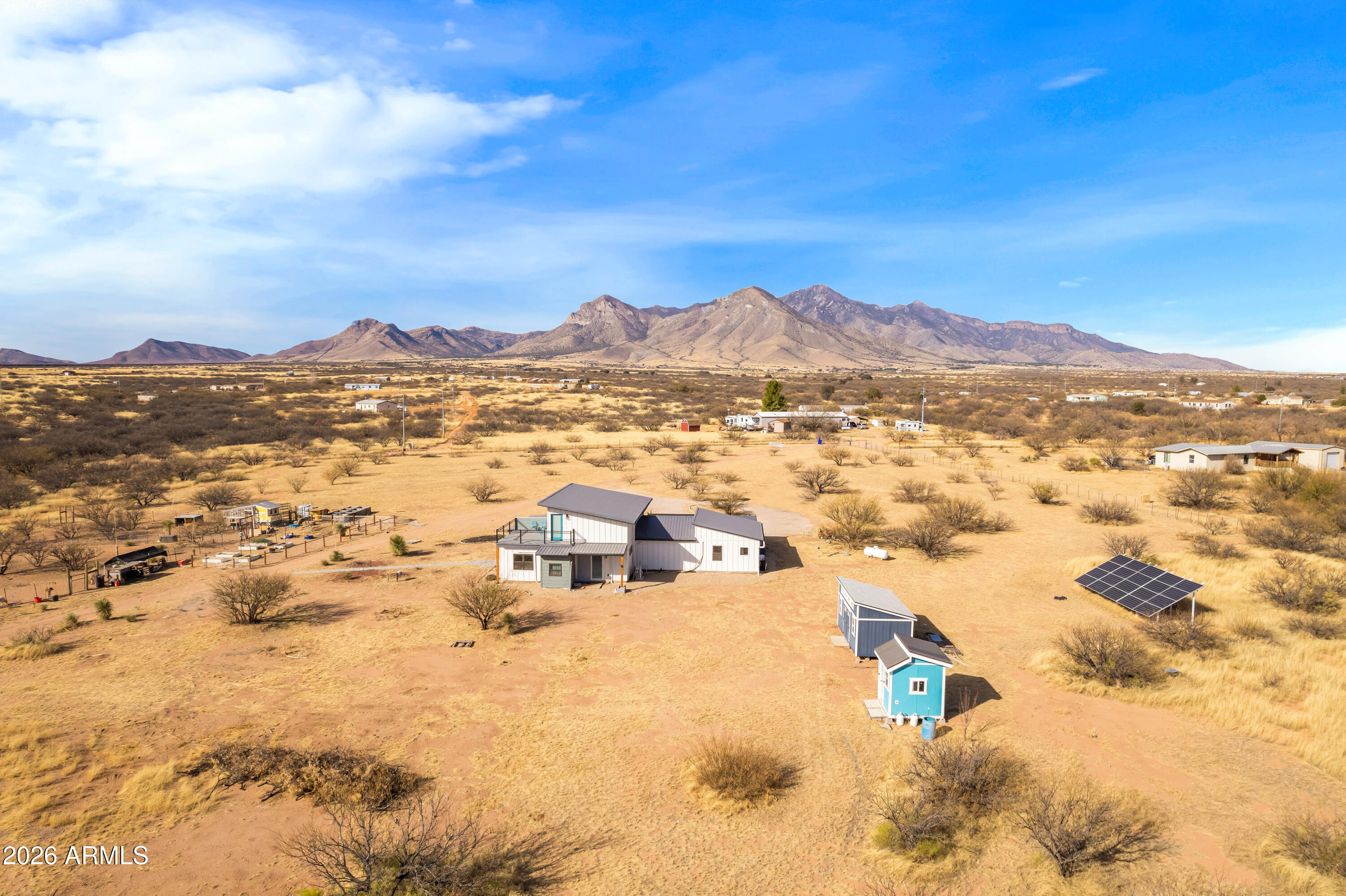 11441 South Samuel Road Hereford, AZ 85615 - Photo 14 of 47 a view of residential houses with a outdoor space