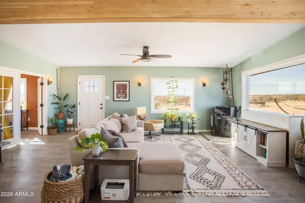 $425,000 | 11441 South Samuel Road, Hereford, AZ 85615