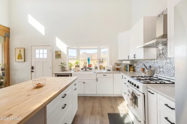 $425,000 | 11441 South Samuel Road, Hereford, AZ 85615