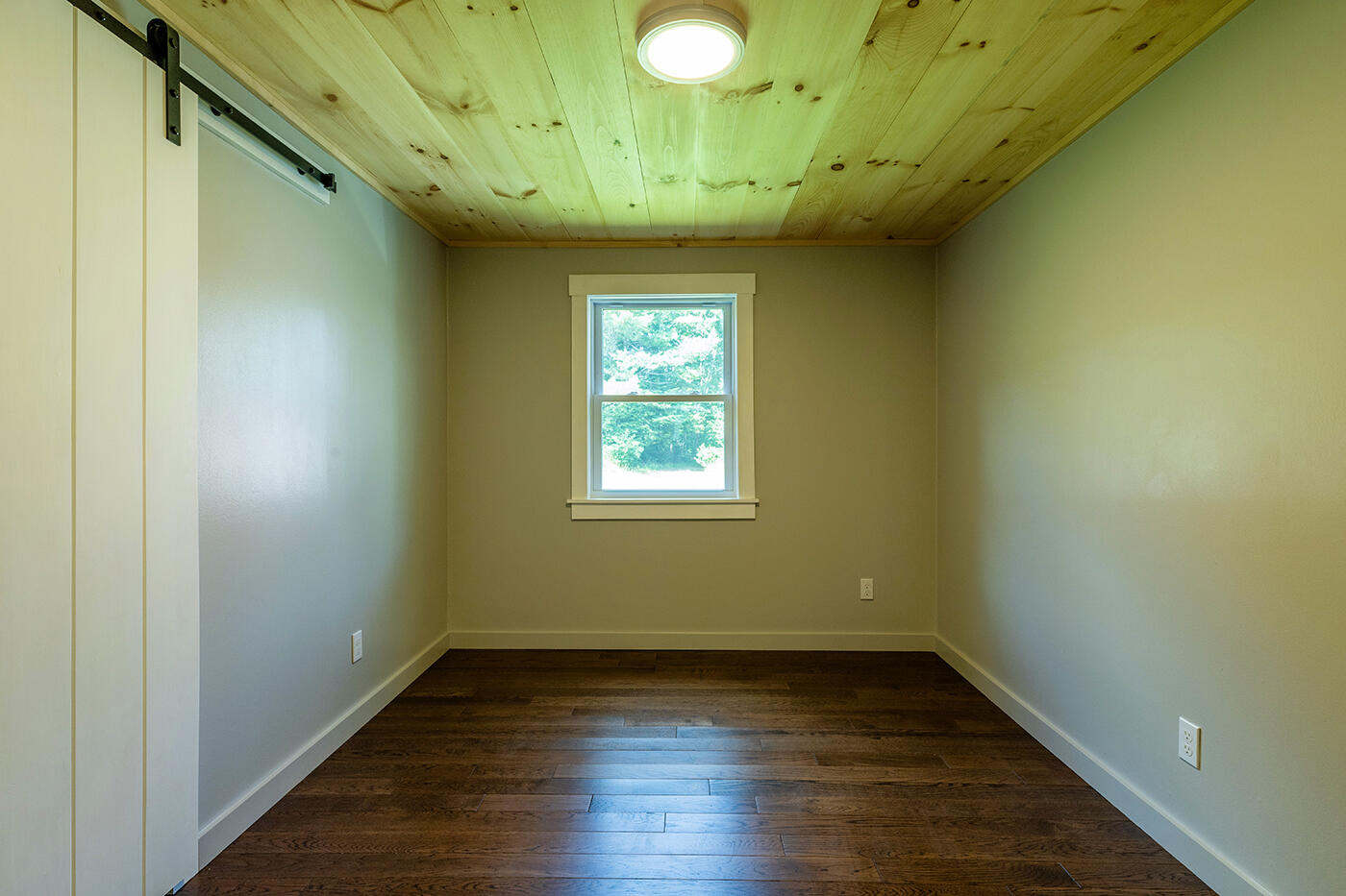 224 Augusta Road Washington, ME 04574 - Photo 16 of 34 IMG_8096