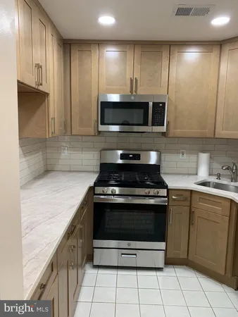 $2,300 | 44 Coral Tree Court, Lawrence Township, NJ 08648