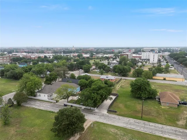 $350,000 | 1012 Burnett Avenue, Waco, TX 76706