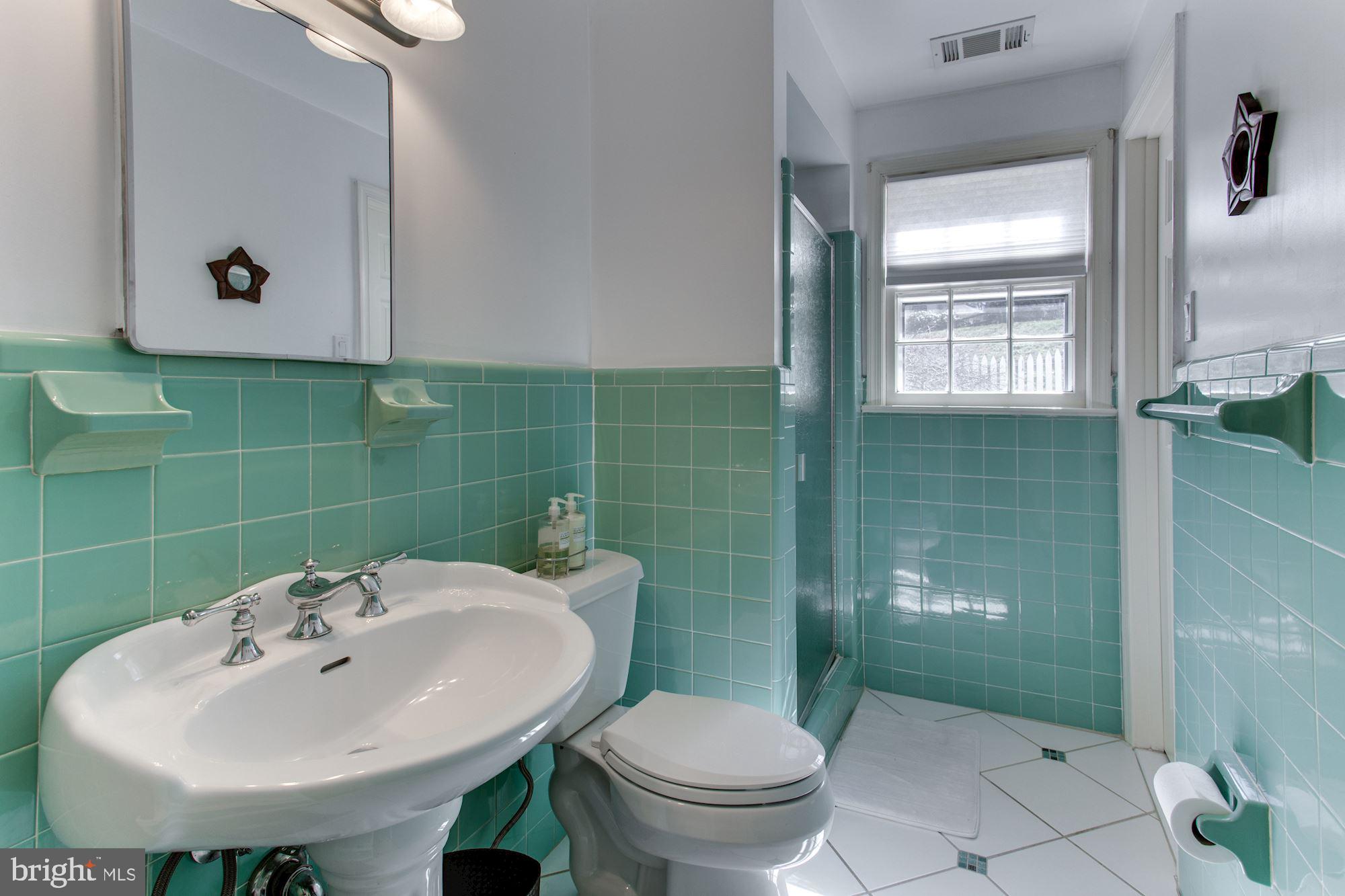 7510 Shadywood Road Bethesda, MD 20817 - Photo 33 of 39