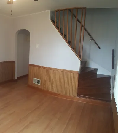 $2,350 | 302 South Walnut Street, Bensenville, IL 60106