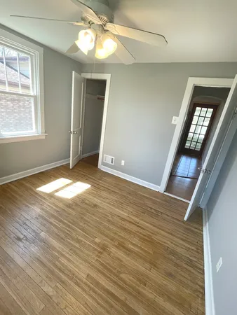 $2,350 | 302 South Walnut Street, Bensenville, IL 60106