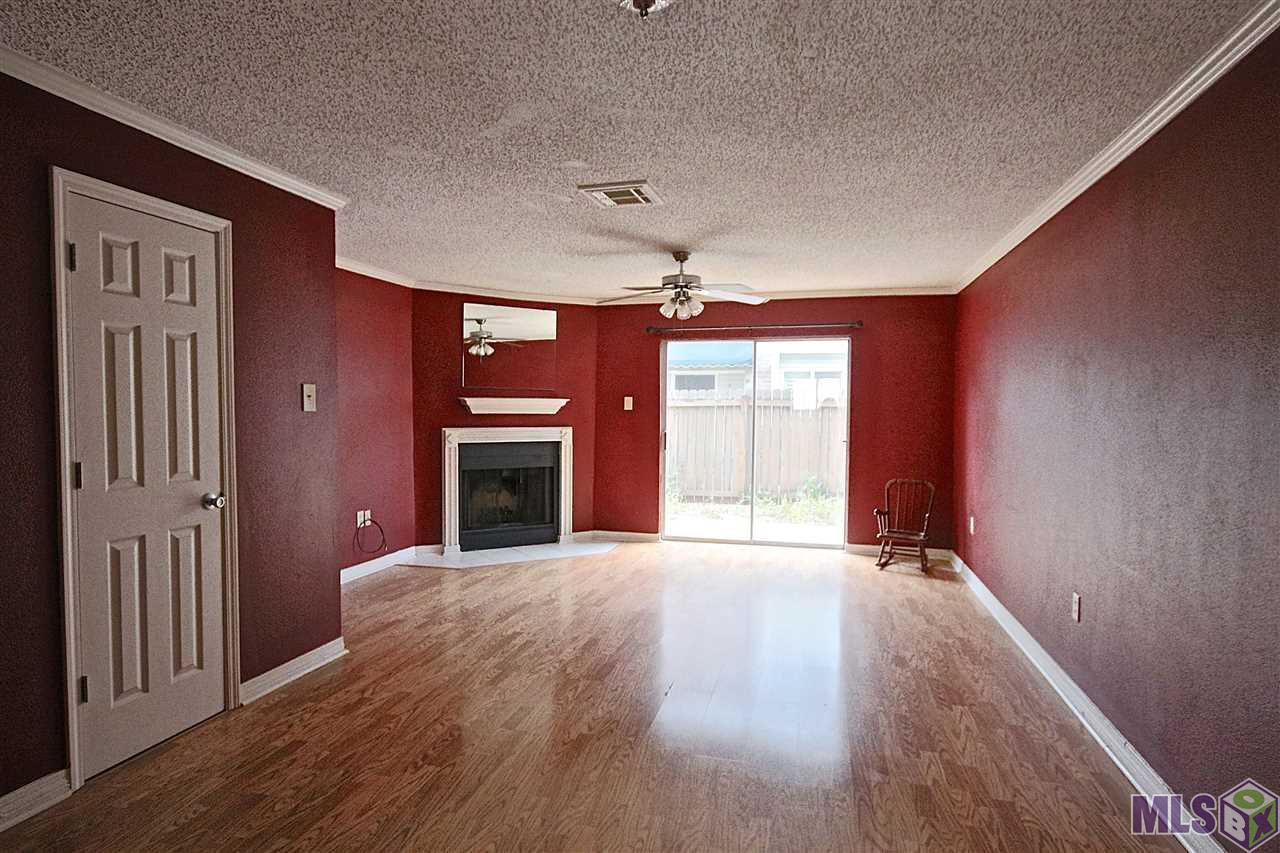 913 West Rothland Street, Unit D Gonzales, LA 70737 - Photo 4 of 10 Gallery Image 4