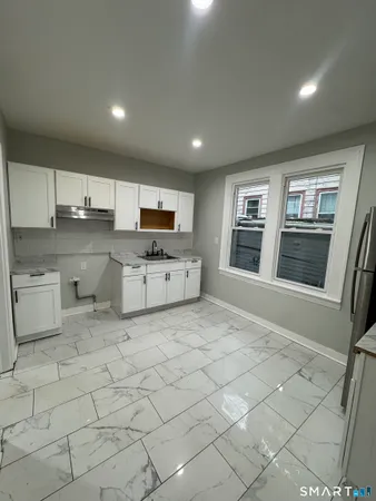 $2,600 | 180 Goffe Terrace, New Haven, CT 06511