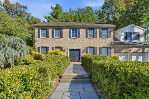 $1,495,000 | 637 Inwood Lane, South Orange, NJ 07079