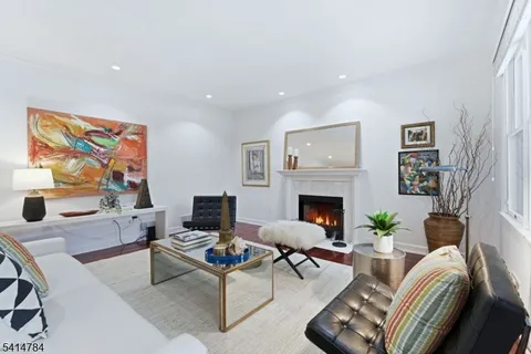 $1,495,000 | 637 Inwood Lane, South Orange, NJ 07079