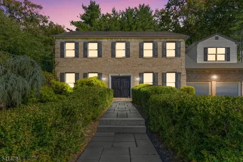 $1,495,000 | 637 Inwood Lane, South Orange, NJ 07079