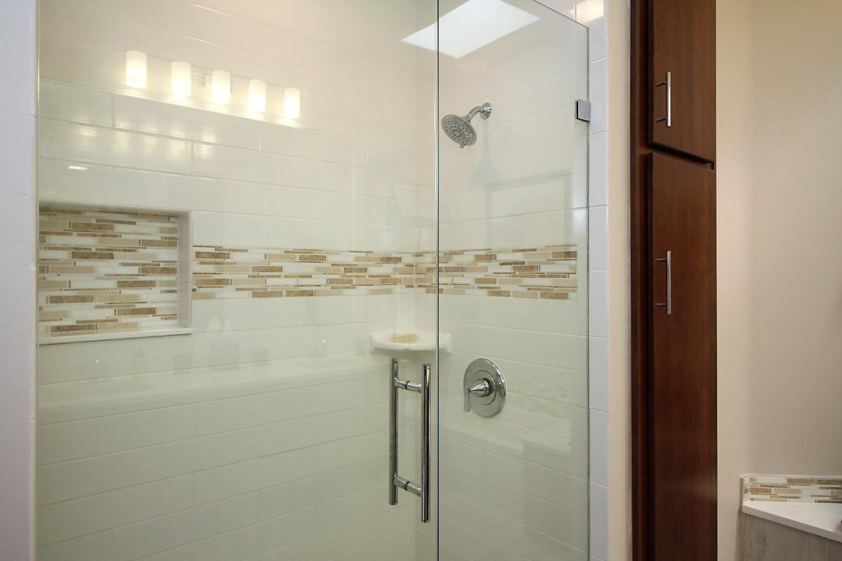 127 Hampton Circle Jupiter, FL 33458 - Photo 17 of 31 Master Bath