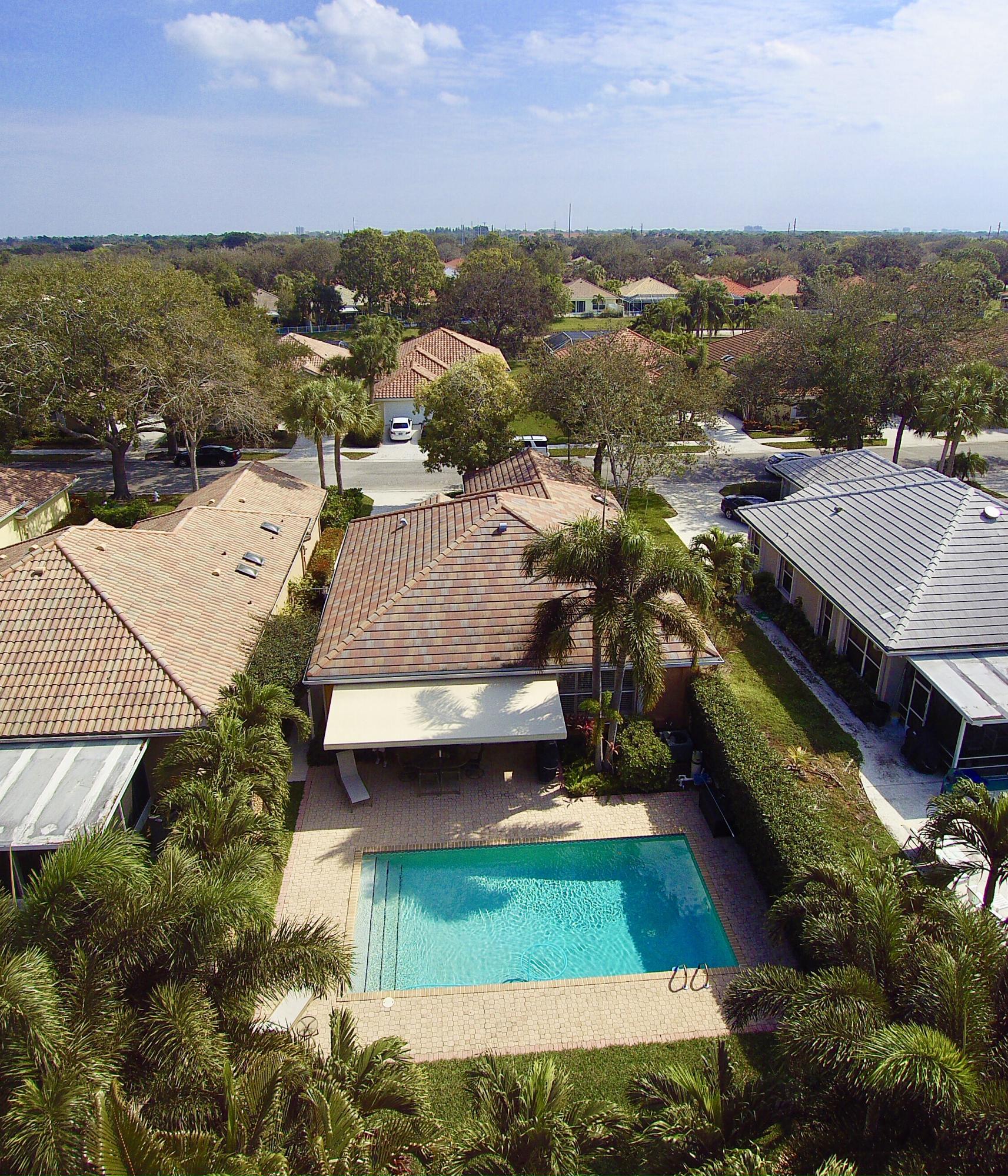 127 Hampton Circle Jupiter, FL 33458 - Photo 27 of 31 Aerial