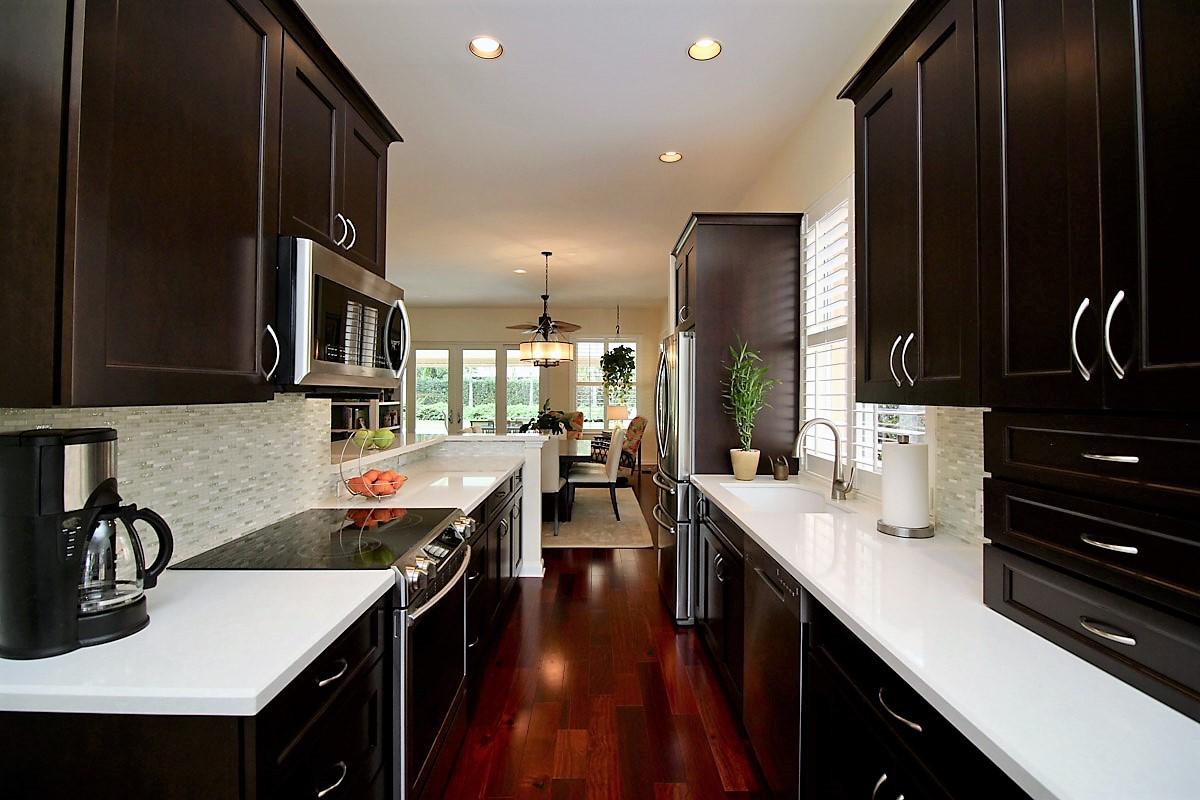 127 Hampton Circle Jupiter, FL 33458 - Photo 4 of 31 Kitchen