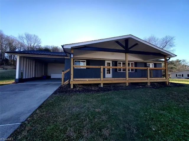 $285,000 | 167 Draughn Street, Mount Airy, NC 27030