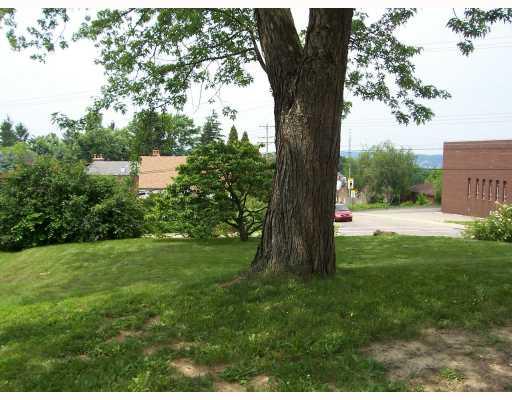 1701 Bower Hill Road Pittsburgh, PA 15243 - Photo 10 of 16 View.