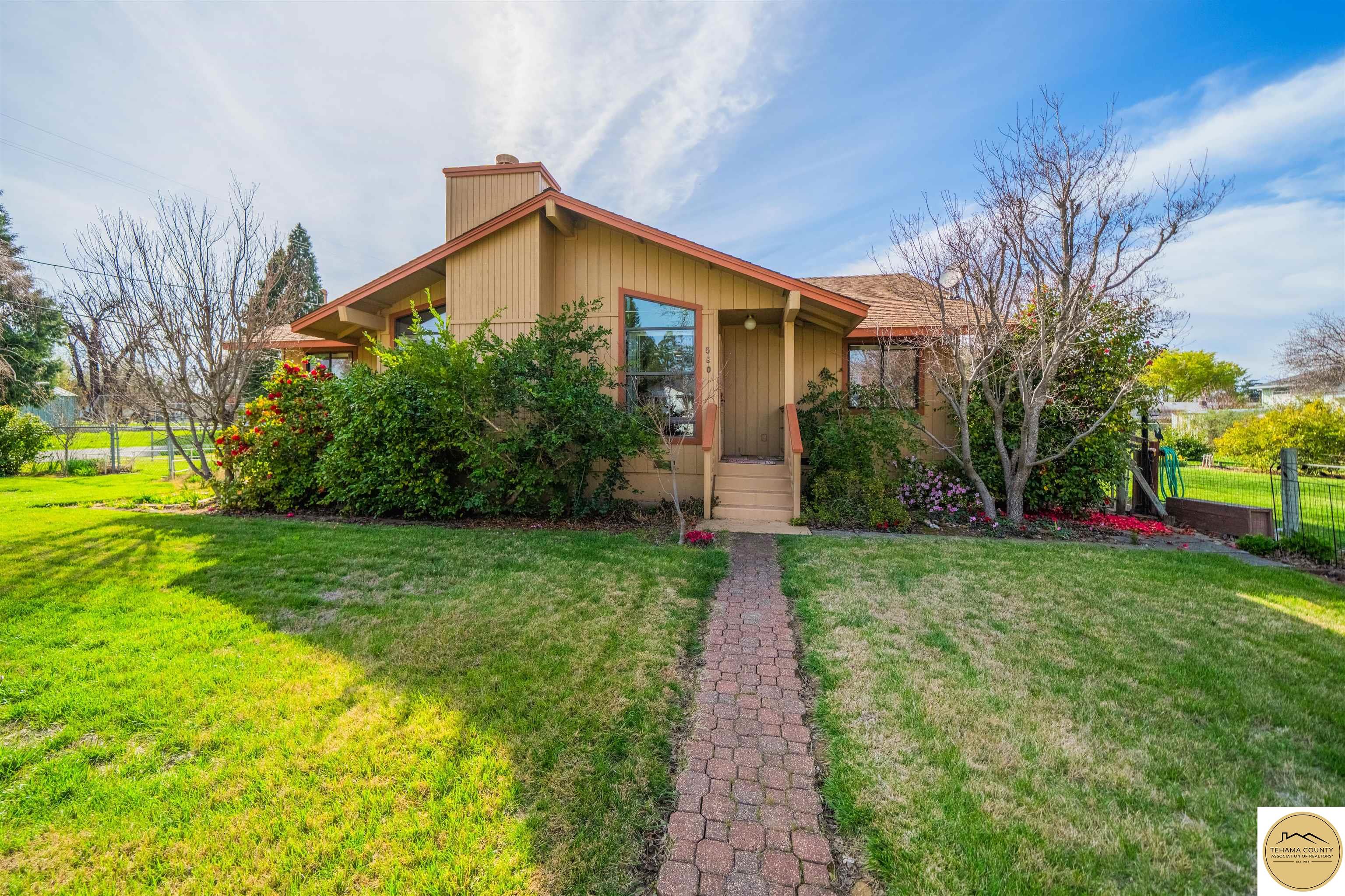 580 3rd Street Gerber, CA 96035 - Photo 8 of 17