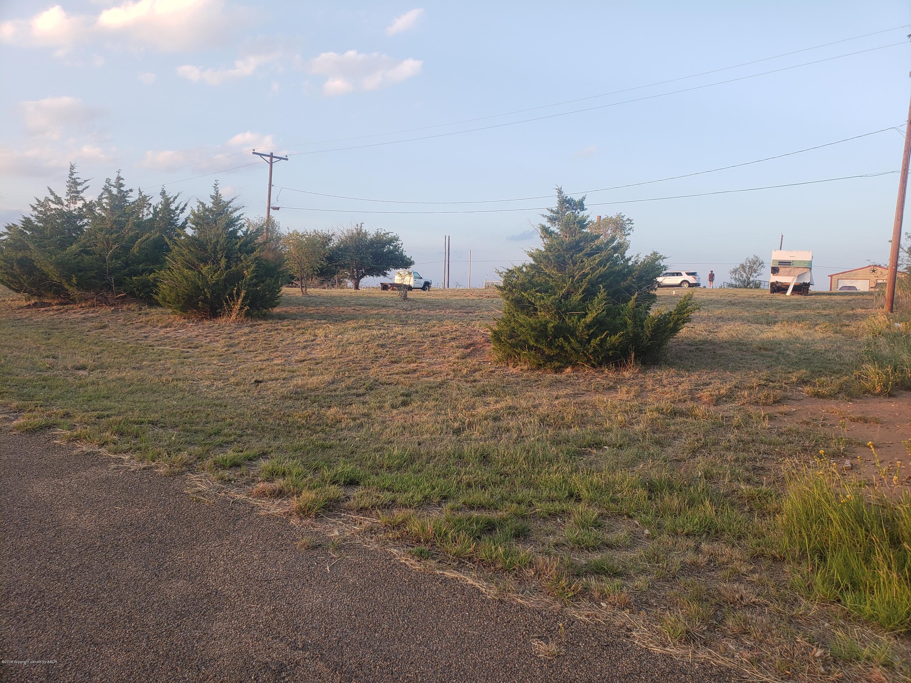 299 Meredith Way Fritch, TX 79036 - Photo 4 of 7 20190929_191543