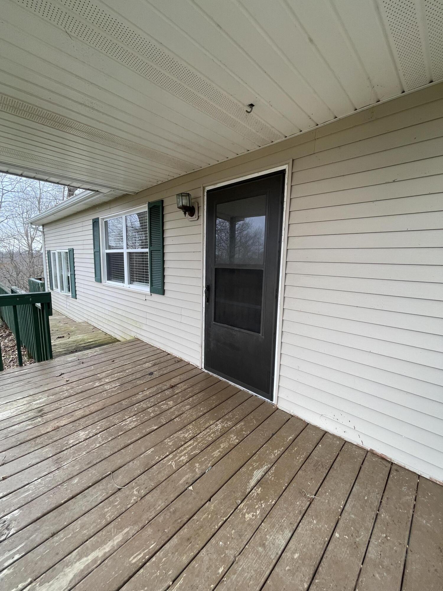 974 Burnett Road London, KY 40744 - Photo 6 of 32 IMG_3302