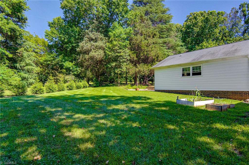1238 Highway 68 Oak Ridge, NC 27310 - Photo 27 of 43