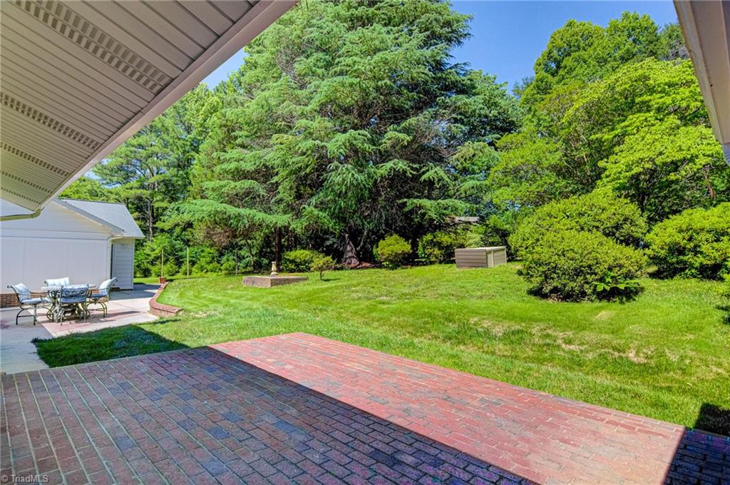 1238 Highway 68 Oak Ridge, NC 27310 - Photo 30 of 43