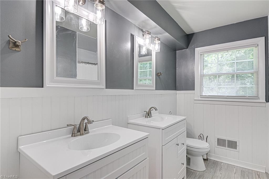 1238 Highway 68 Oak Ridge, NC 27310 - Photo 31 of 43