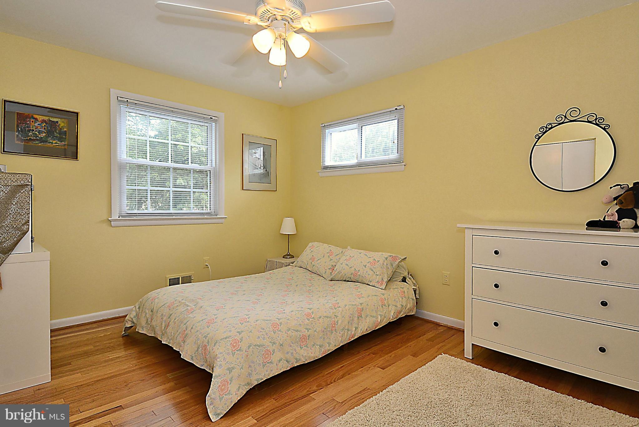 11520 Lovejoy Street Silver Spring, MD 20902 - Photo 17 of 30 Bedroom 2