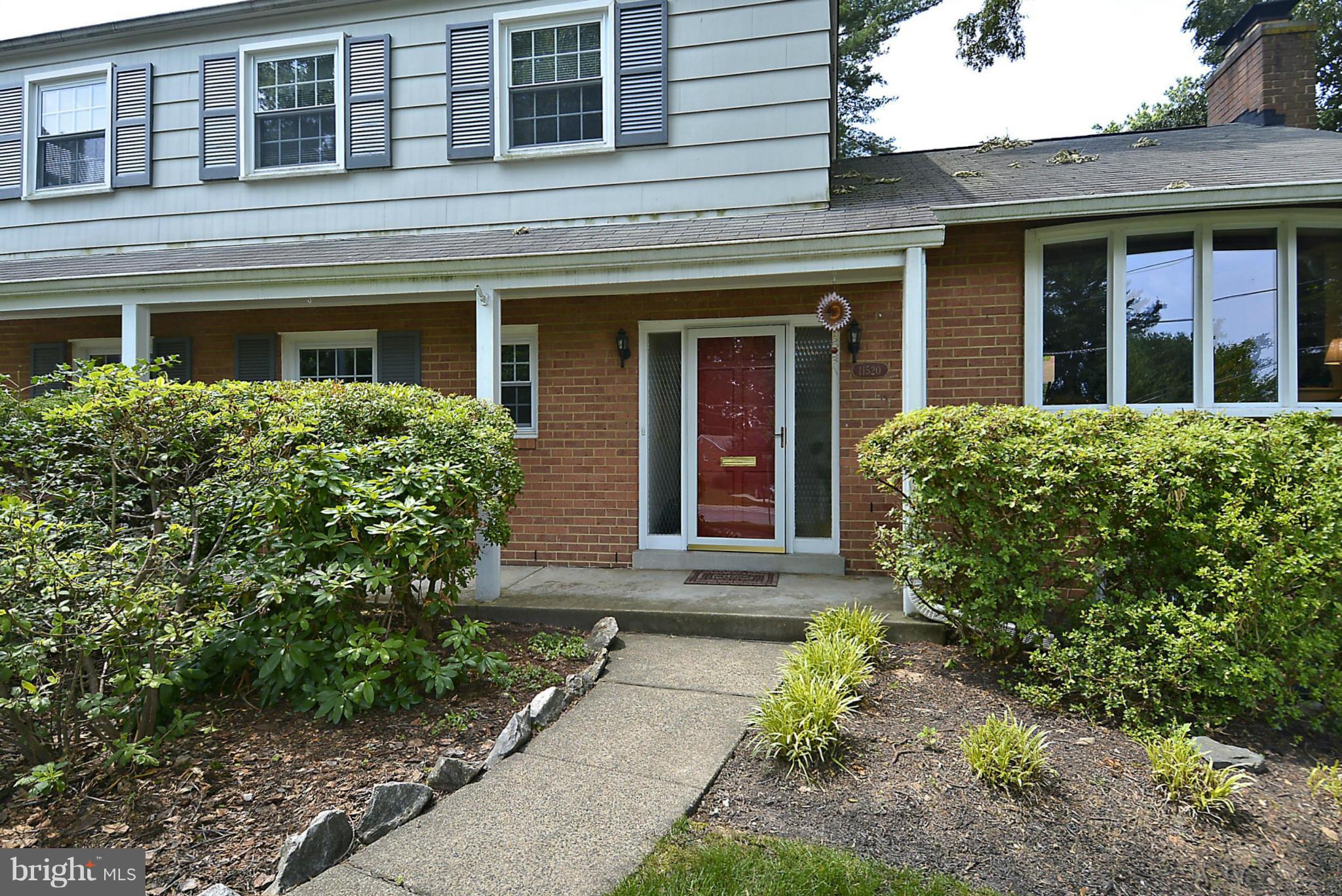 11520 Lovejoy Street Silver Spring, MD 20902 - Photo 3 of 30 Front Walk