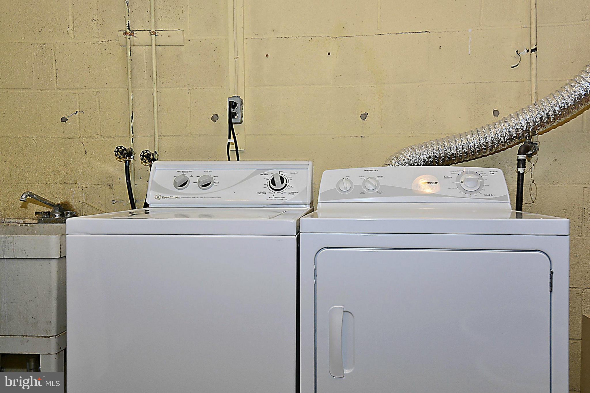 11520 Lovejoy Street Silver Spring, MD 20902 - Photo 26 of 30 Washer Dryer