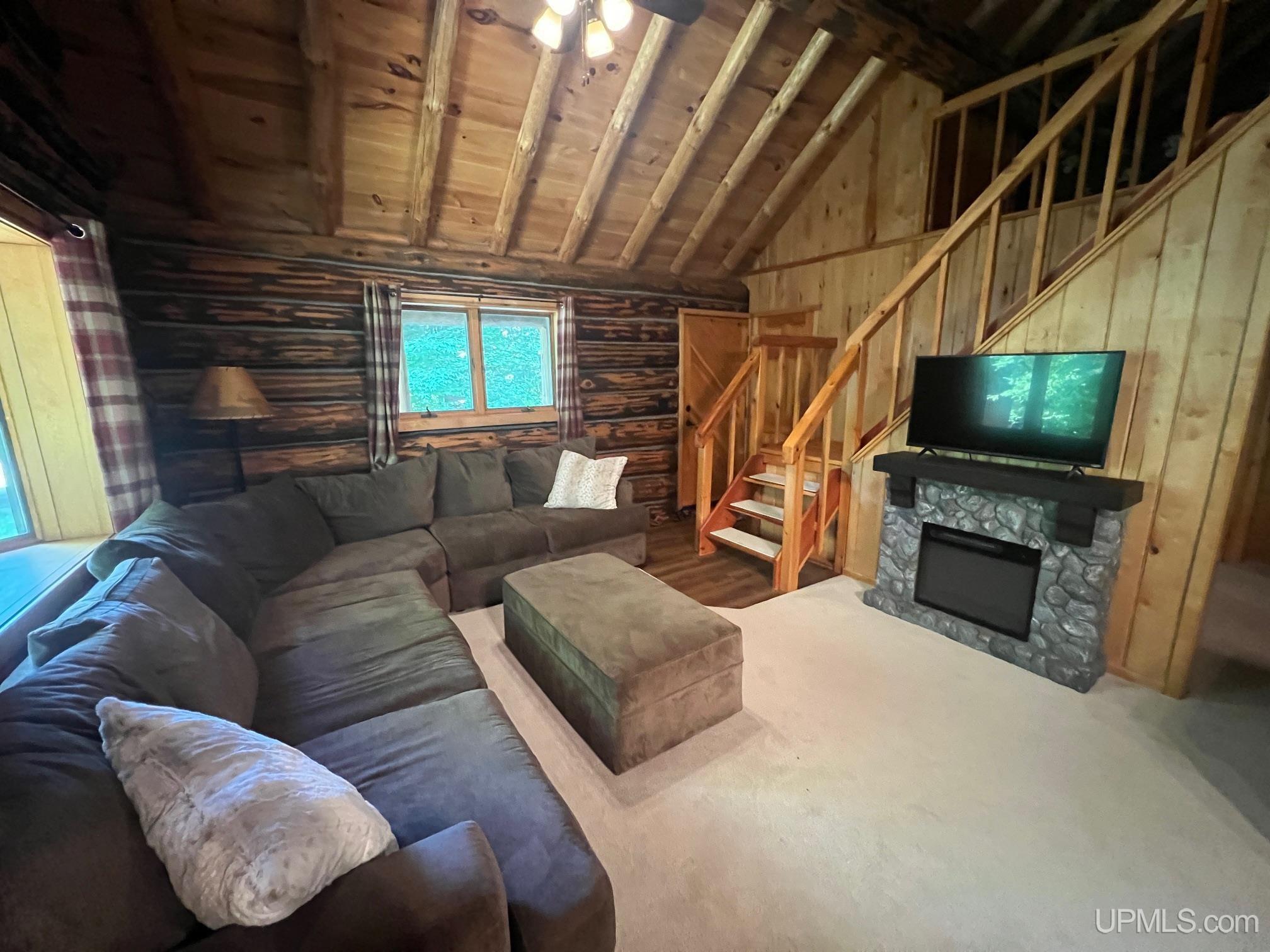W7412 Jossart Road Pembine, WI 54156 - Photo 2 of 12 Gallery Image 2